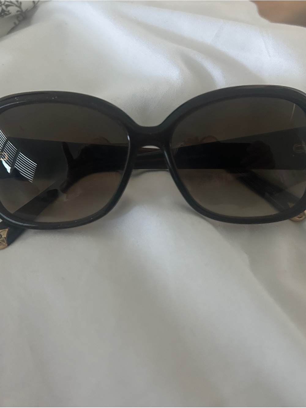 Louis Vuitton Black Oversized Gradient Sunglasses